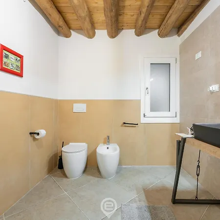 Classic Urban Elegance Apartment Cagliari